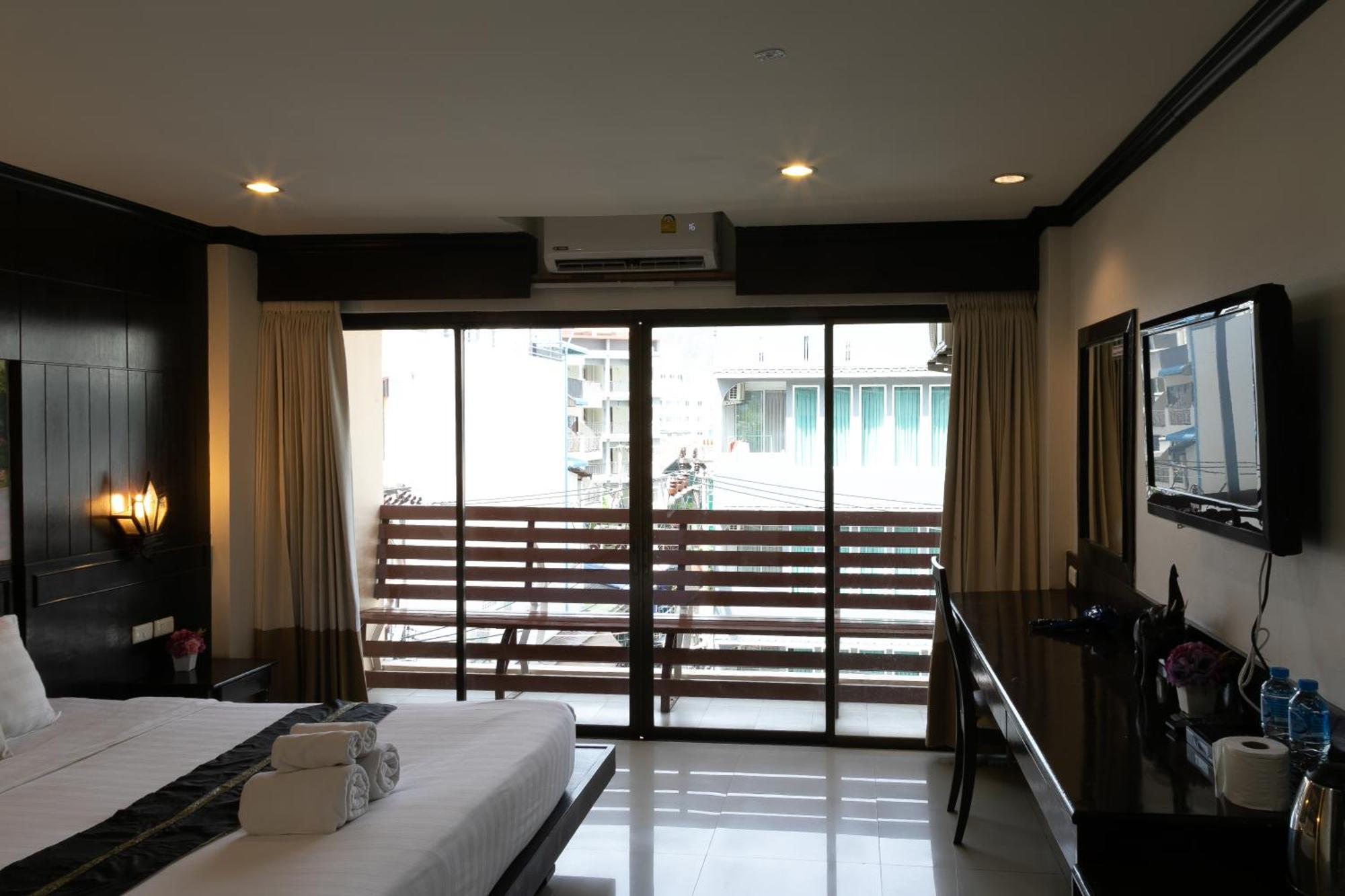 Patong Best Venue Hotel מראה חיצוני תמונה